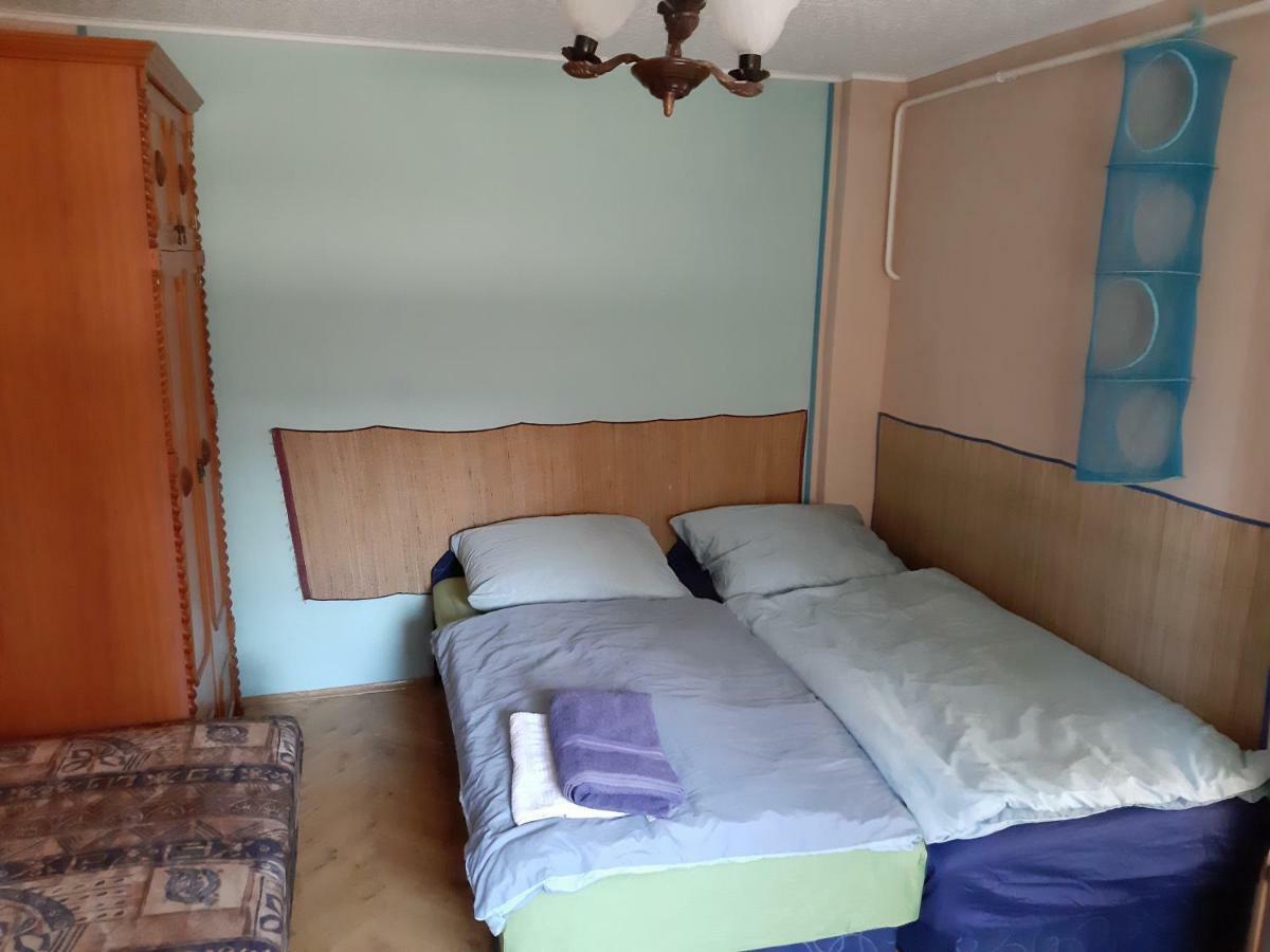 Andi Ueduelohaz Szolnok Exterior foto